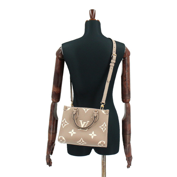 Louis Vuitton Bicolor Monogram Emplant Onthego PM Tourtrail Claim Crème - Picture 8 of 8